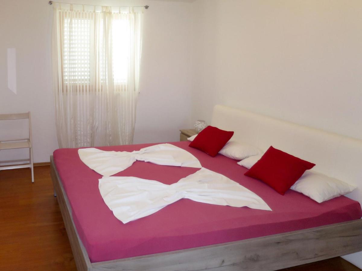 Apartment Suzi-1 By Interhome Rogoznica  Εξωτερικό φωτογραφία